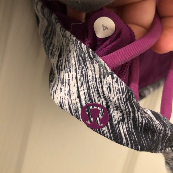 Lululemon Athletica Free To Be *Wild - Picture 3 of 7